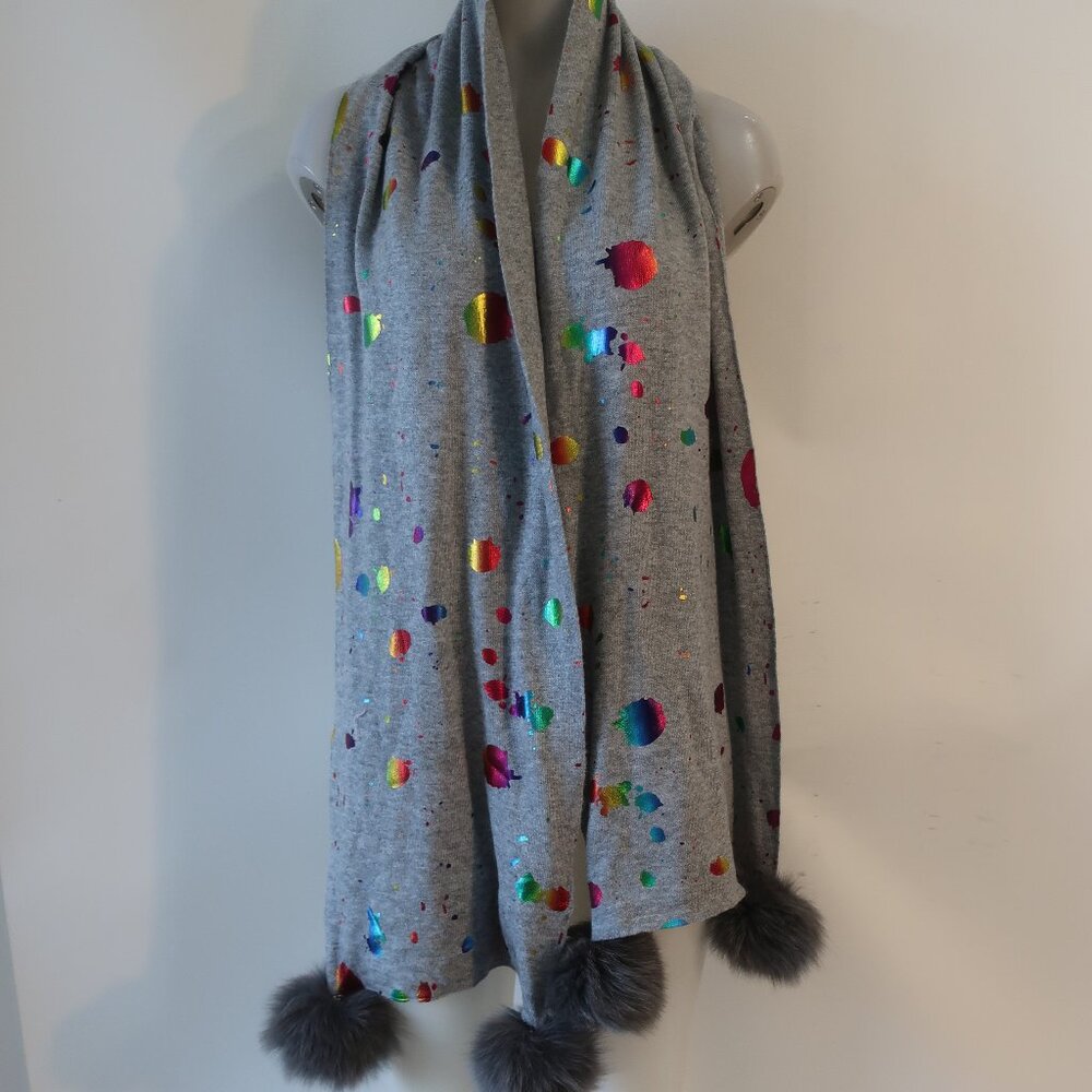 NWT Womens Tina Demel Gray Paint Splash Scarf W/Fox Fur Ball